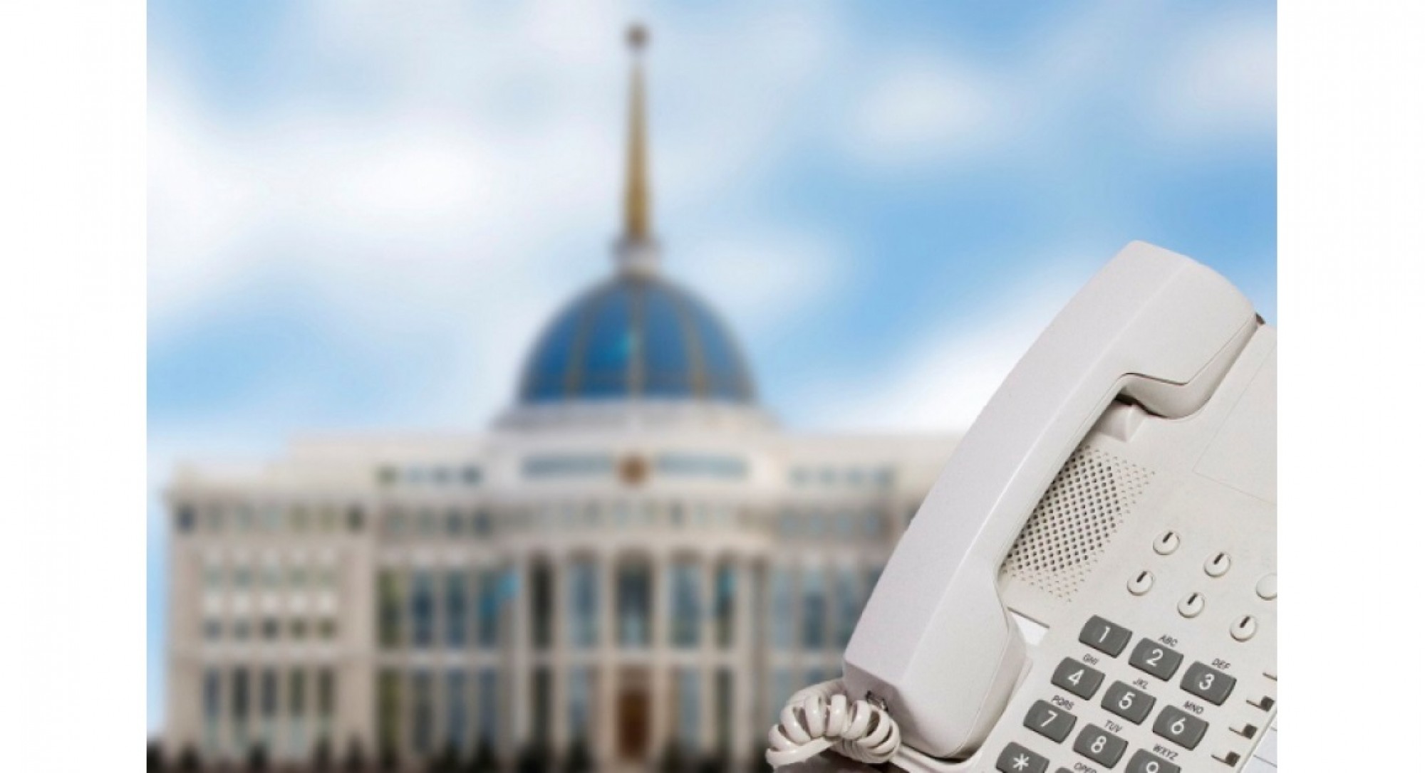 Глава государства поговорил по телефону с Президентом Узбекистана