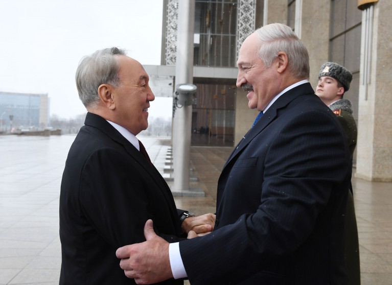 Нурсултан Назарбаев положительно оценил развитие казахстанско-белорусского торгово-экономического сотрудничества