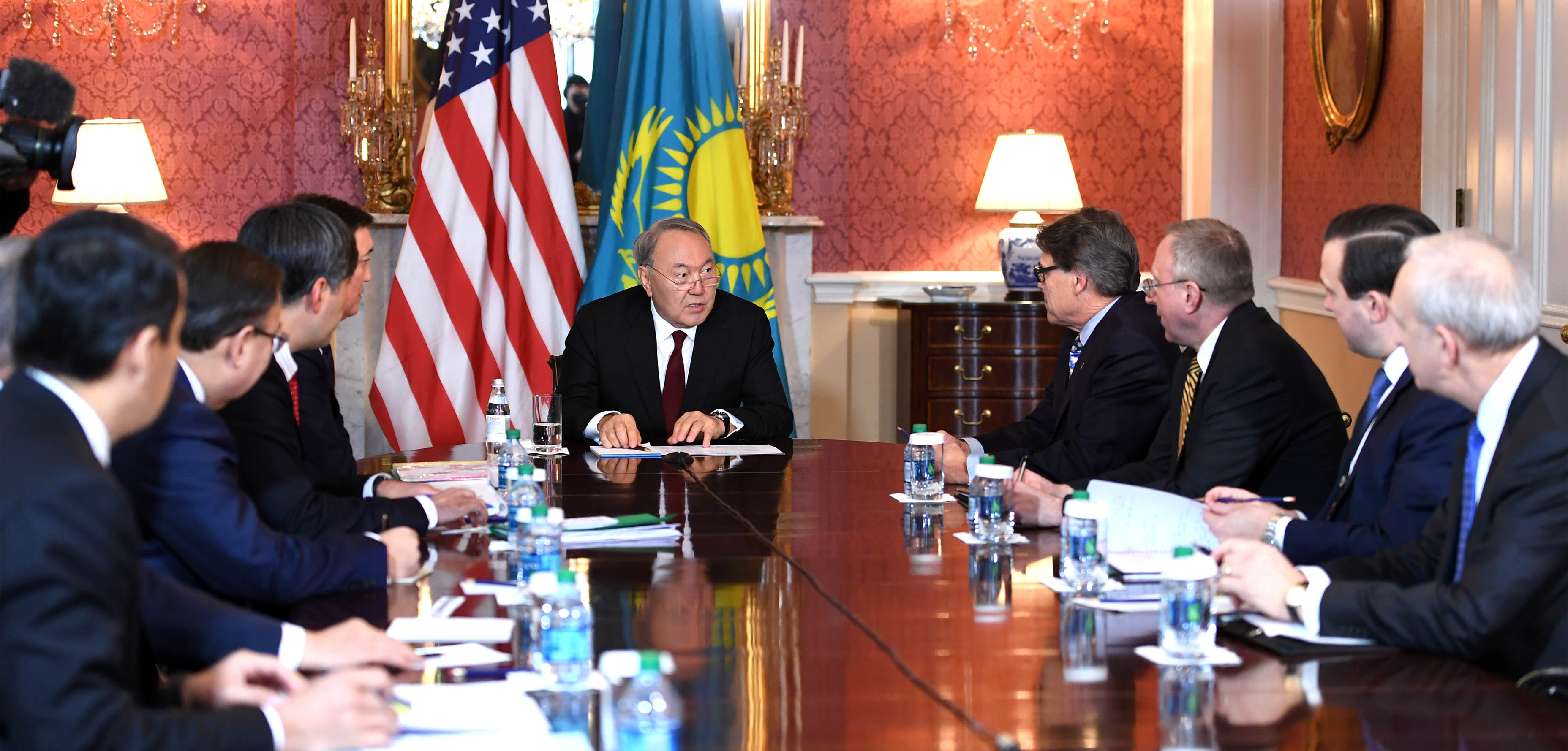 Президент Казахстана встретился с министром энергетики США