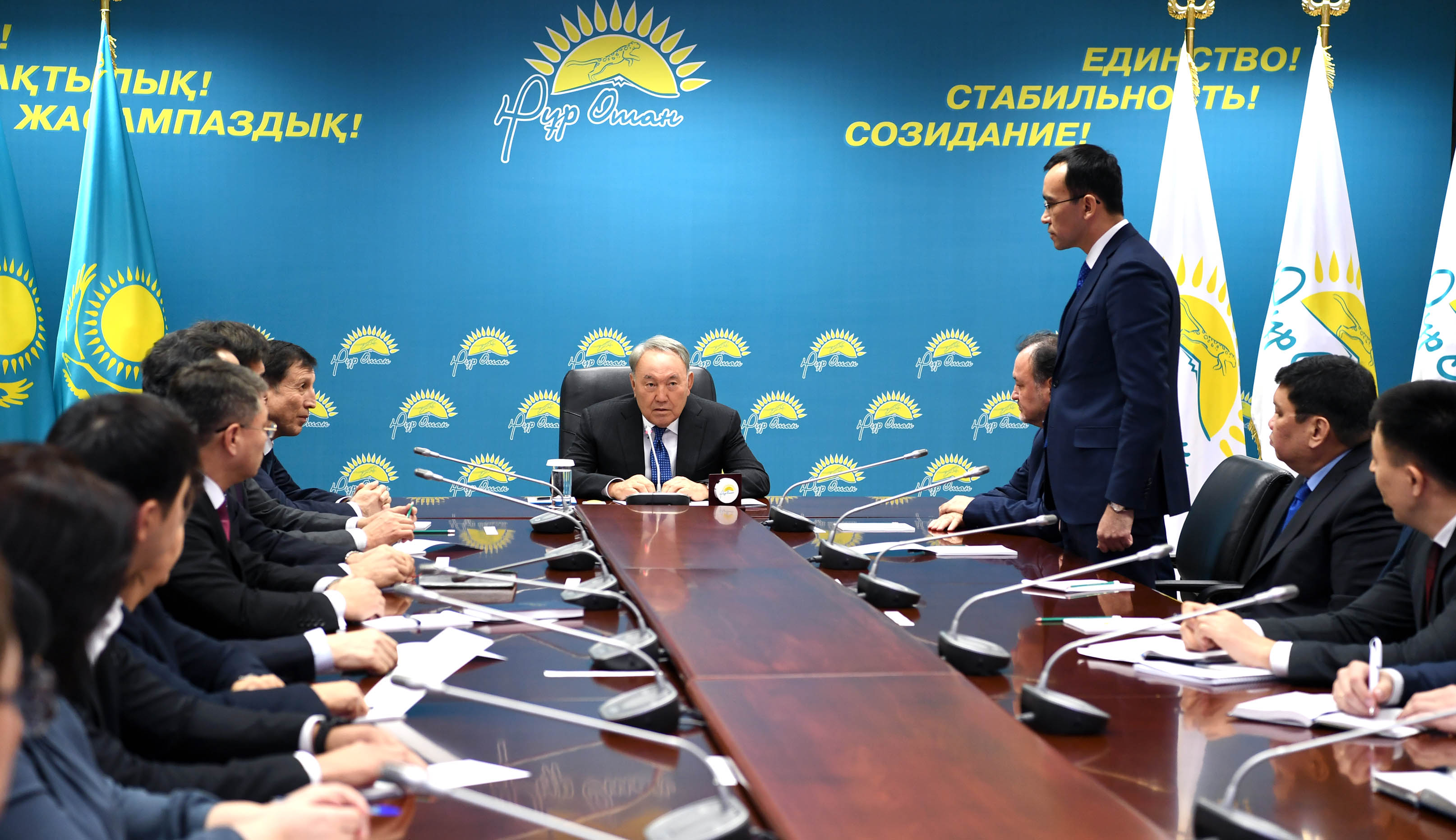 Нурсултан Назарбаев: Нам нужно двигаться быстрее