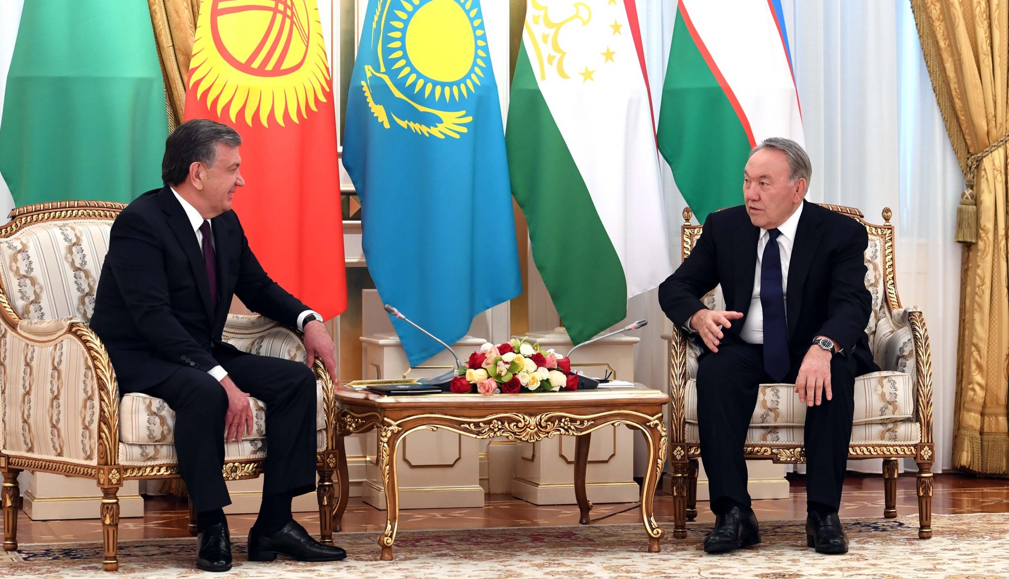 Глава государства Нурсултан Назарбаев встретился с Президентом Узбекистана