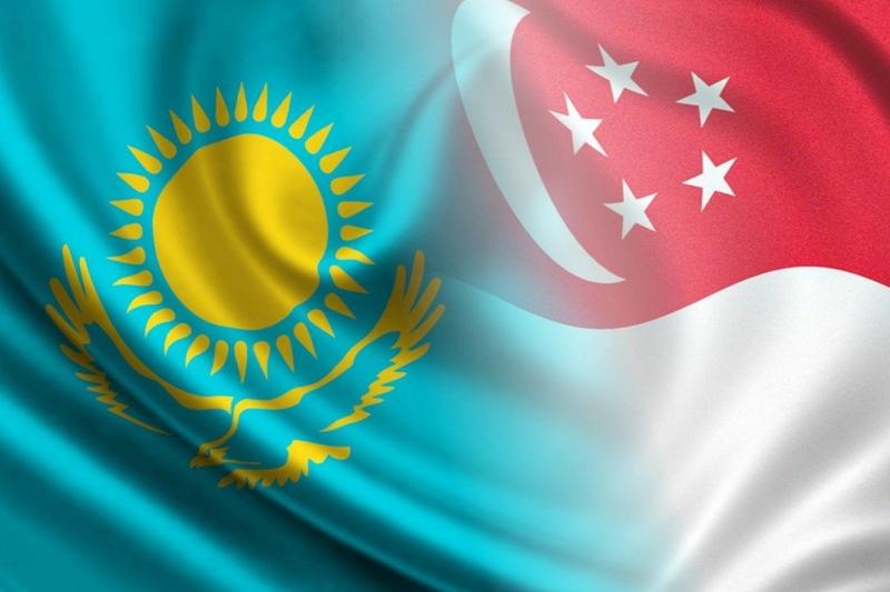 Президенты Казахстана и Сингапура поздравили друг друга с 25-летием дипломатических отношений 
