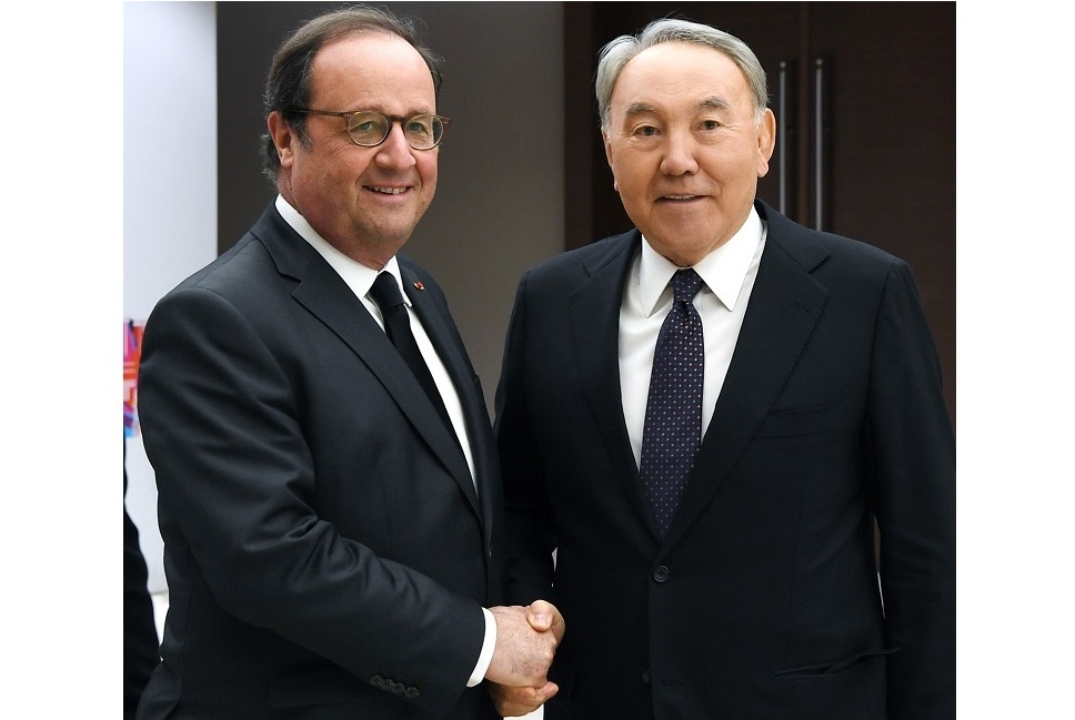 Нурсултан Назарбаев встретился с экс-Президентом Франции Франсуа Олландом
