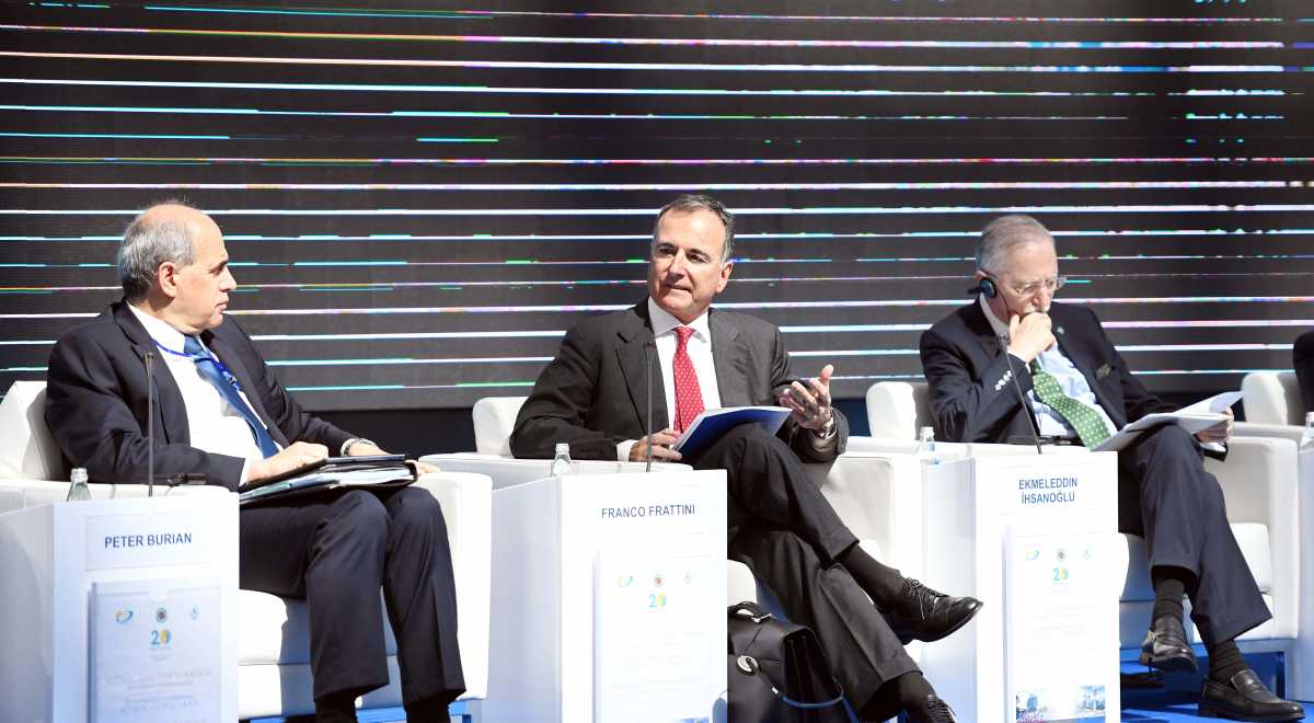 За 20 лет Астана превратилась в важный центр мировой дипломатии, считают участники конференции