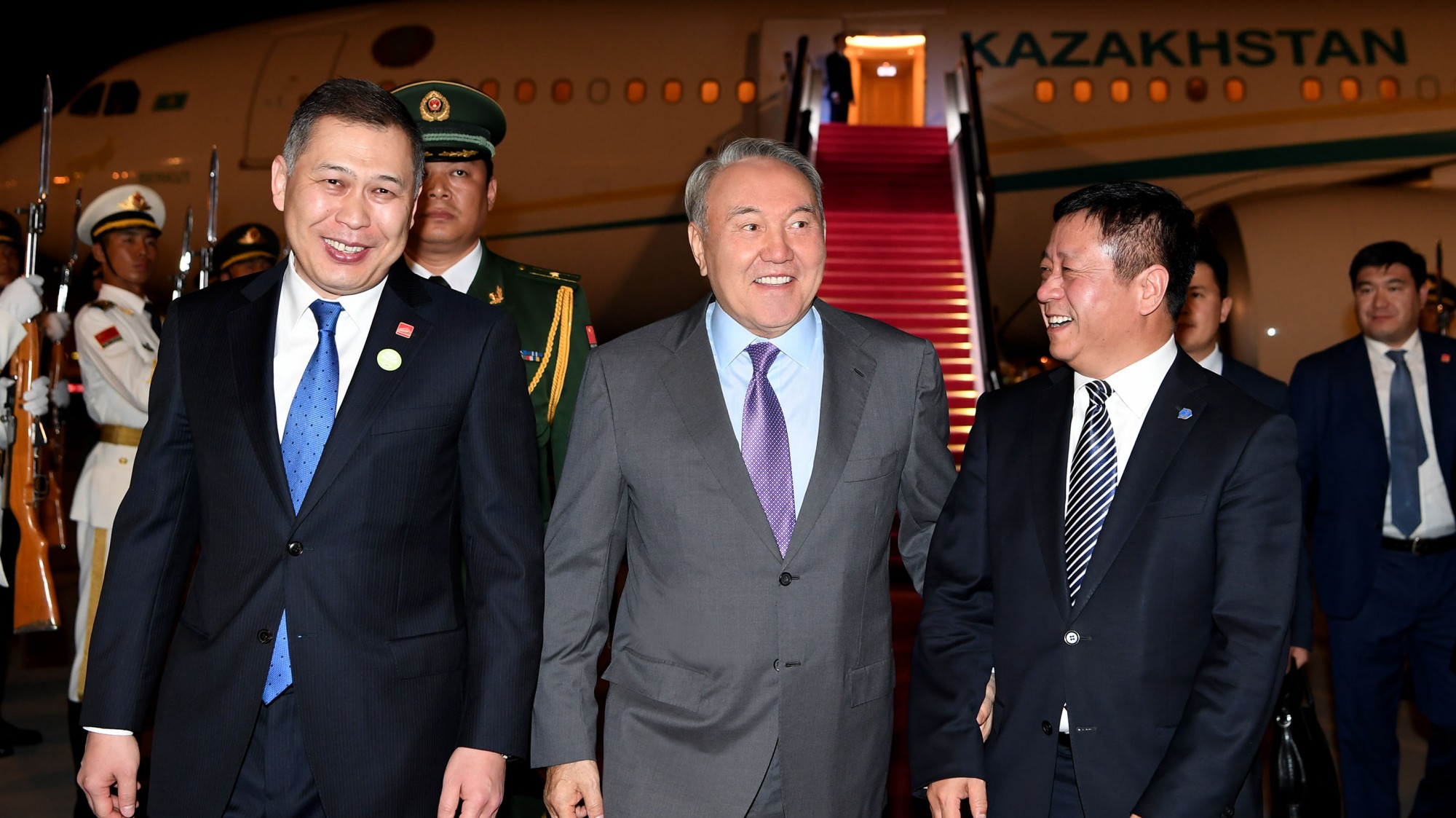 Президент Казахстана прибыл с государственным визитом в Китай
