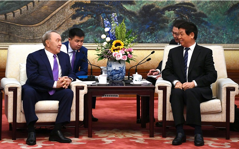 Нурсултана Назарбаева назвали героической личностью для китайского народа