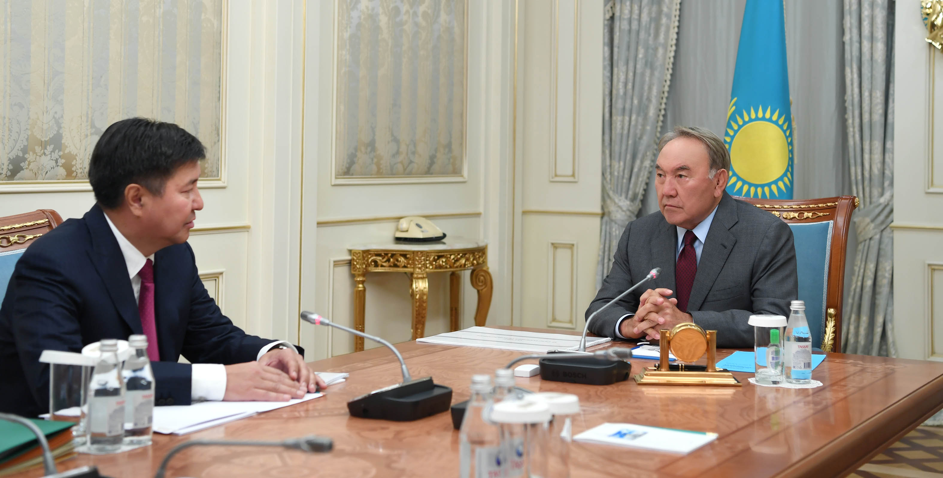Встреча с председателем Верховного суда Жакипом Асановым