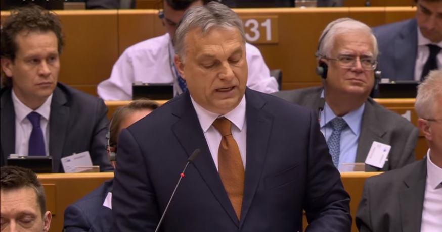 Европарламент наступает на Венгрию