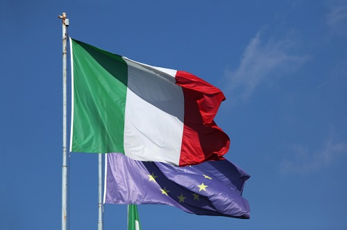 ЕС критикует Рим за бюджет с высоким дефицитом