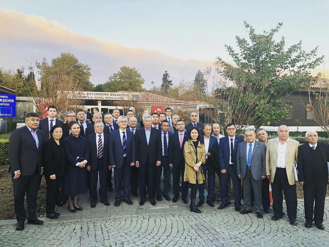 Дархан Калетаев и Нуртай Абыкаев встретились в Стамбуле с руководителями казахских диаспор