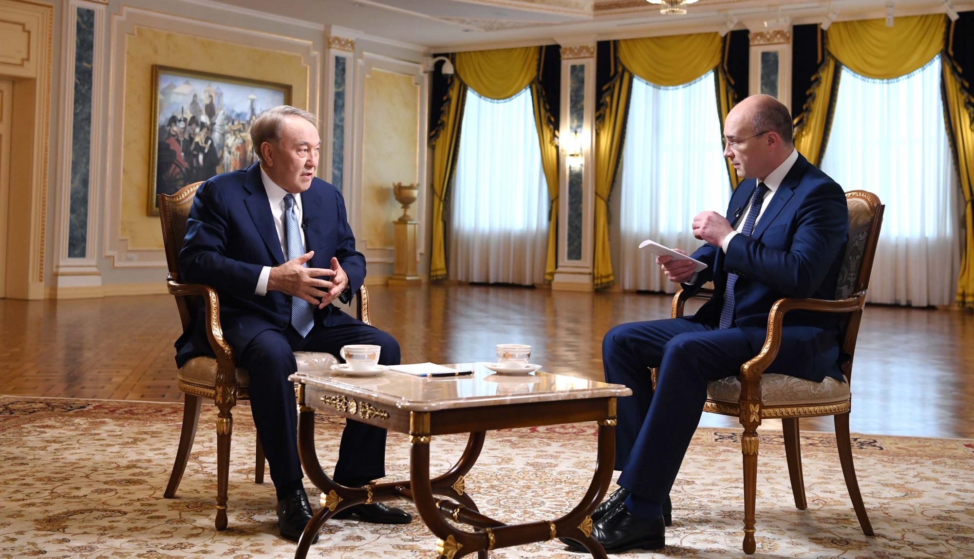 Нурсултан Назарбаев дал интервью телеканалам ВГТРК
