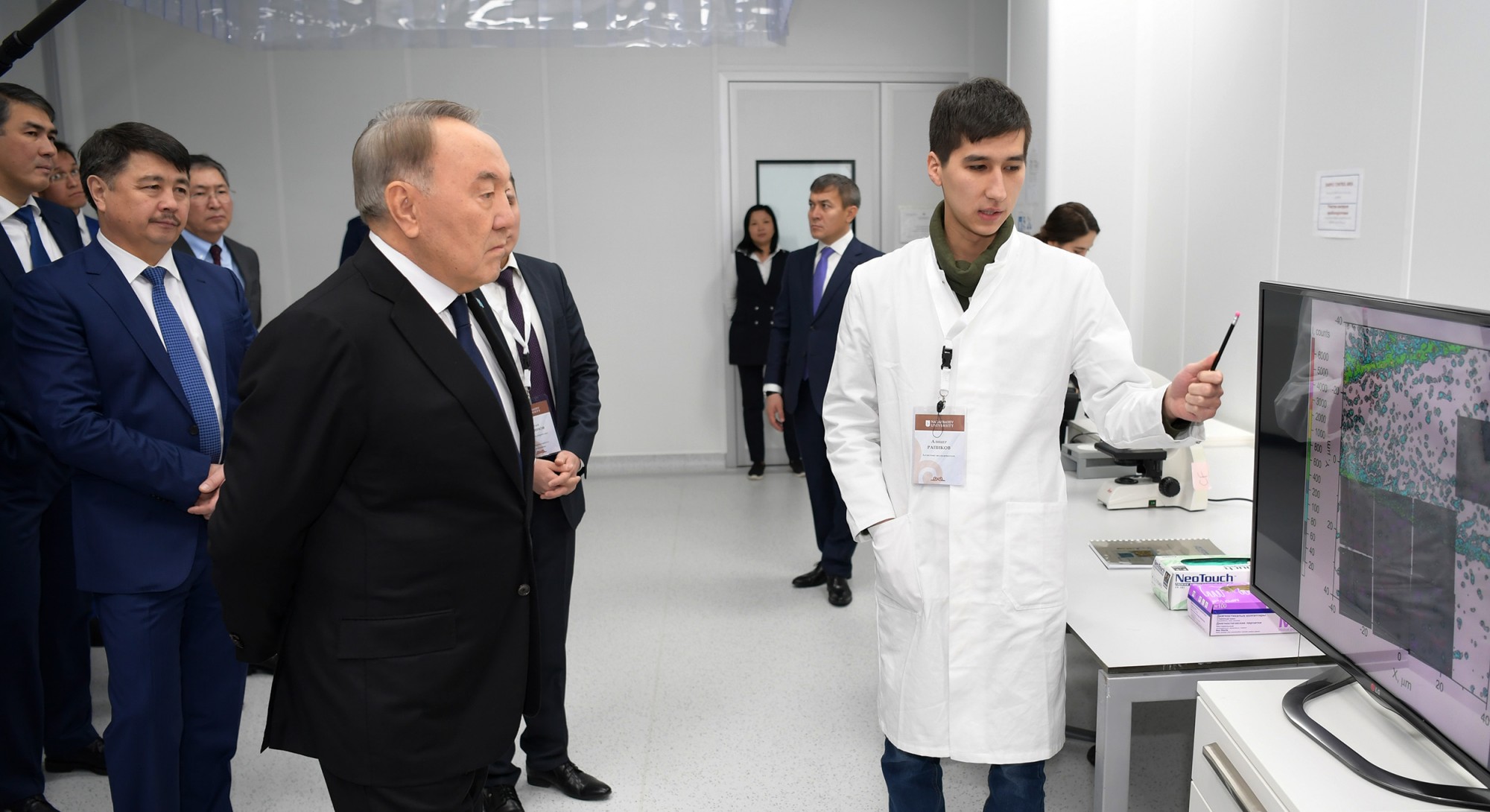 Глава государства посетил научно-исследовательский комплекс АОО «Назарбаев Университет»