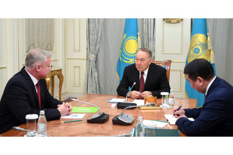 Глава государства встретился с Госсекретарем Совета Безопасности Беларуси 