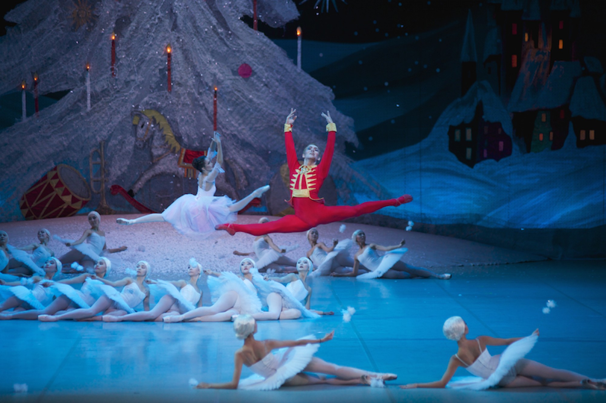 Балетная труппа «Астана Опера» подарила новогоднюю сказку итальянцам