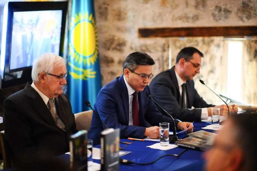 Книга Президента Казахстана «Эра независимости» издана на боснийском языке