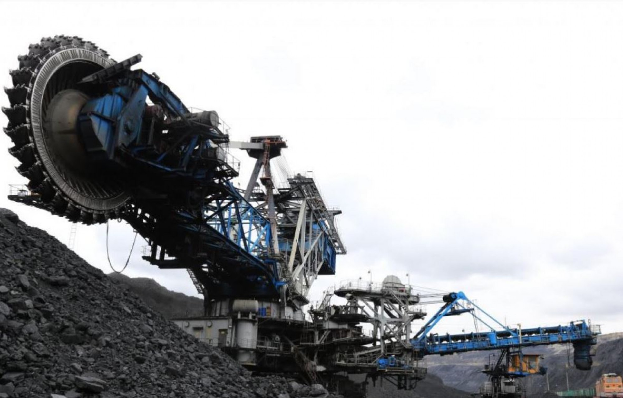 ТОО «Богатырь Комир» в Экибастузе отгружено 44,5 миллиона тонн угля