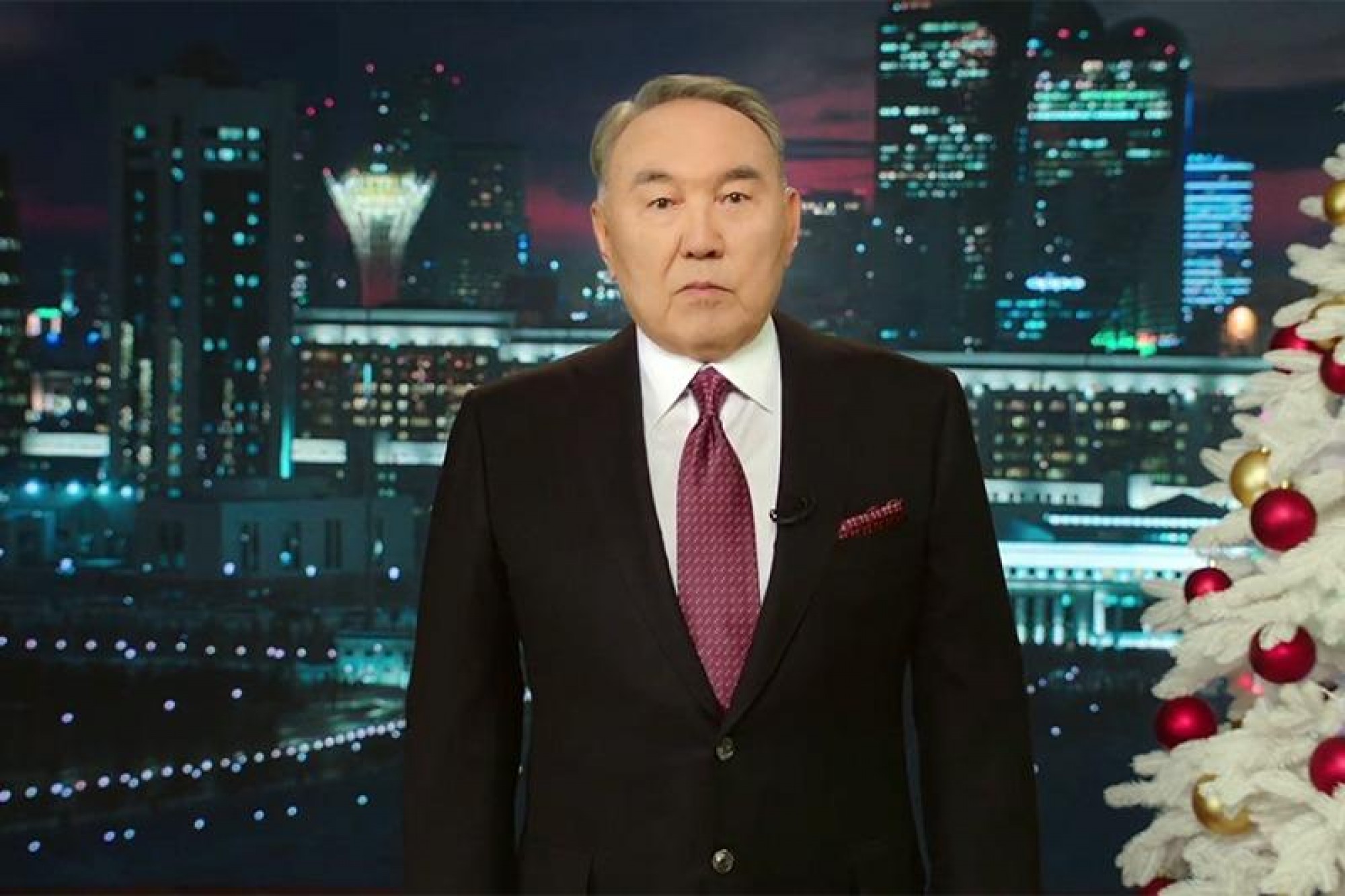 Глава государства поздравил казахстанцев с Новым годом