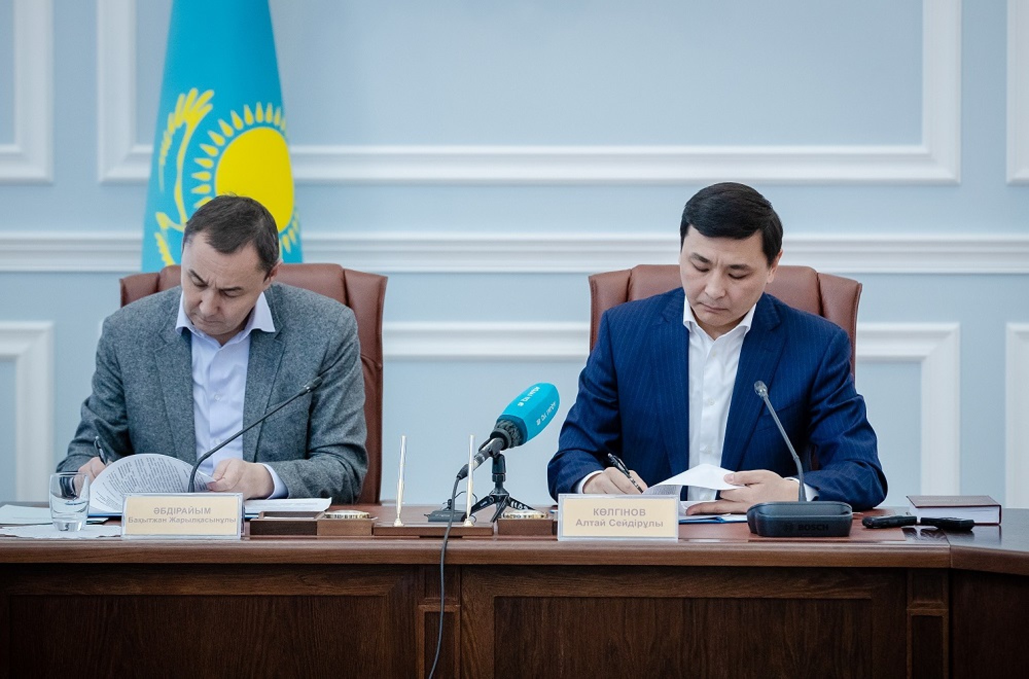 Подписан меморандум о сотрудничестве между Федерацией профсоюзов Казахстана и акиматом ЗКО