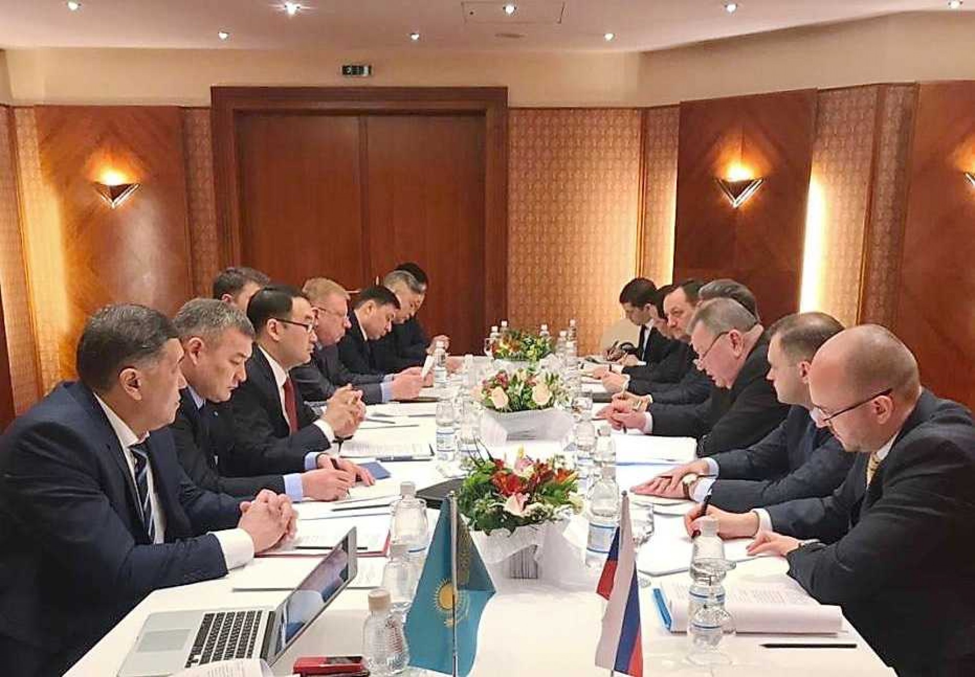 Прошли консультации между Казахстаном и Россией по противодействию терроризму 