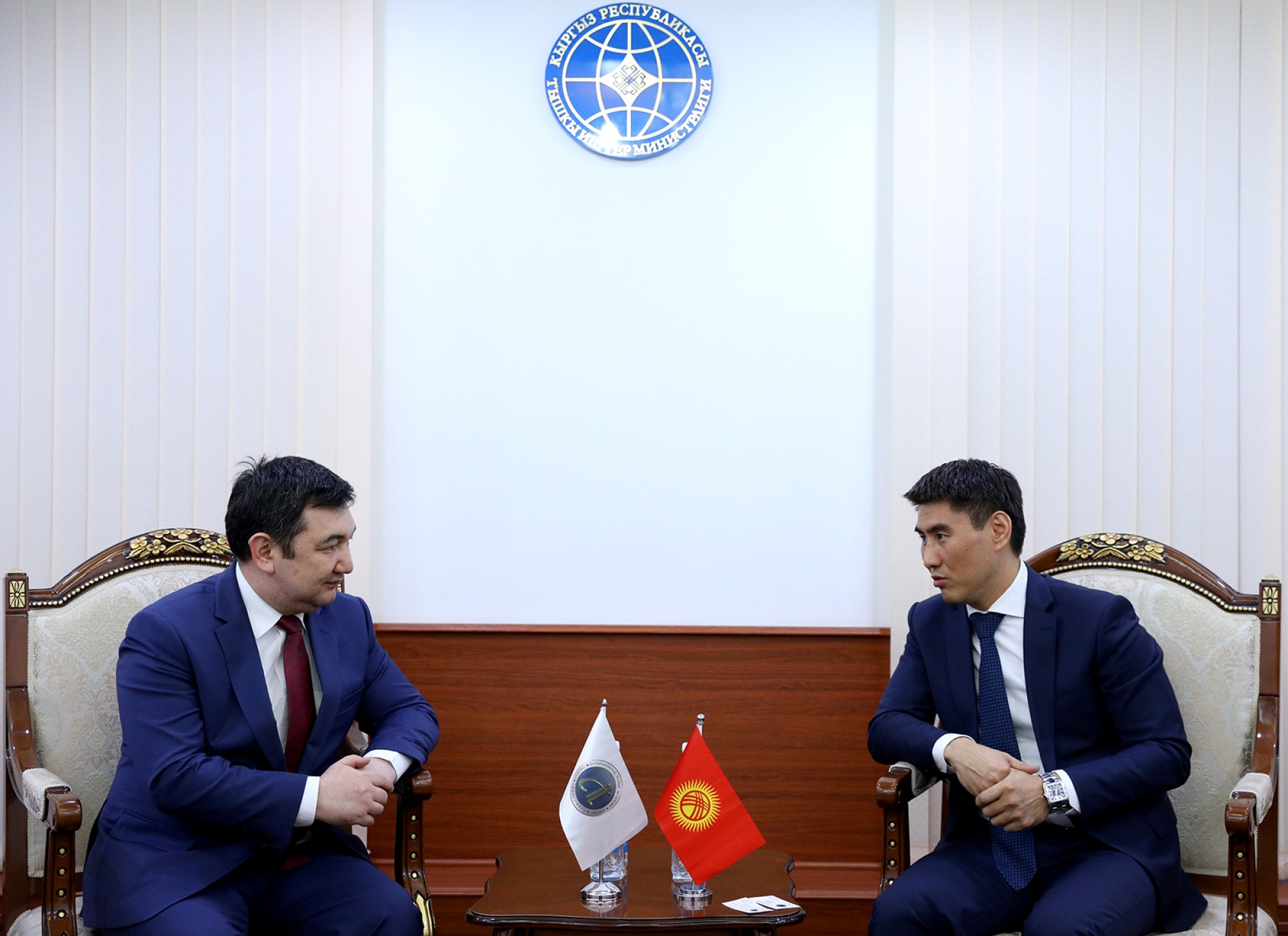 Дархан Кыдырали встретился с Министром иностранных дел Кыргызстана