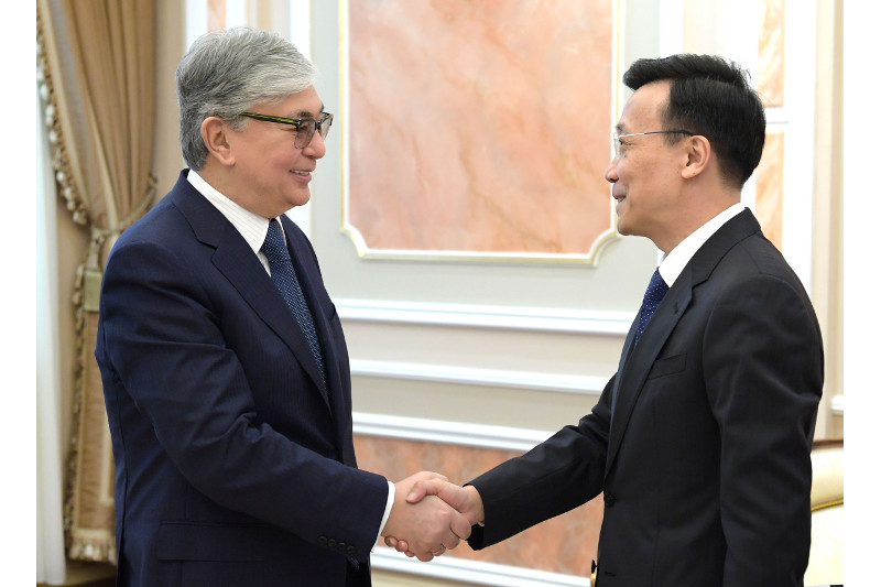 Касым-Жомарт Токаев встретился с Чрезвычайным и Полномочным Послом Китая