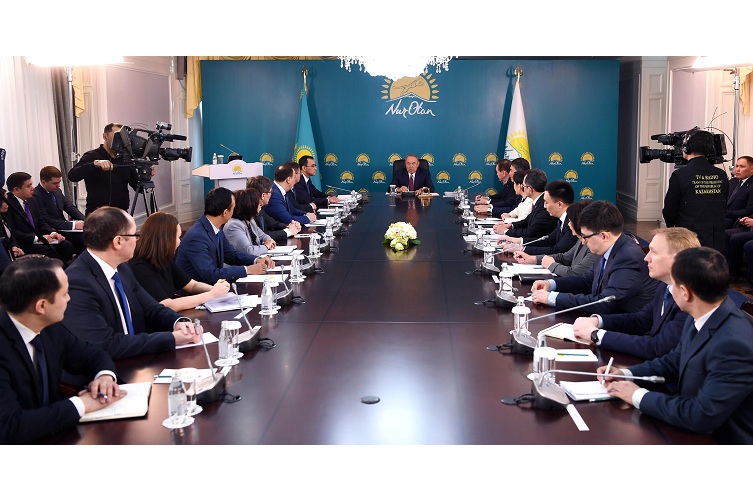 Нурсултан Назарбаев: Партия «Nur Otan» стала главным локомотивом модернизации Казахстана
