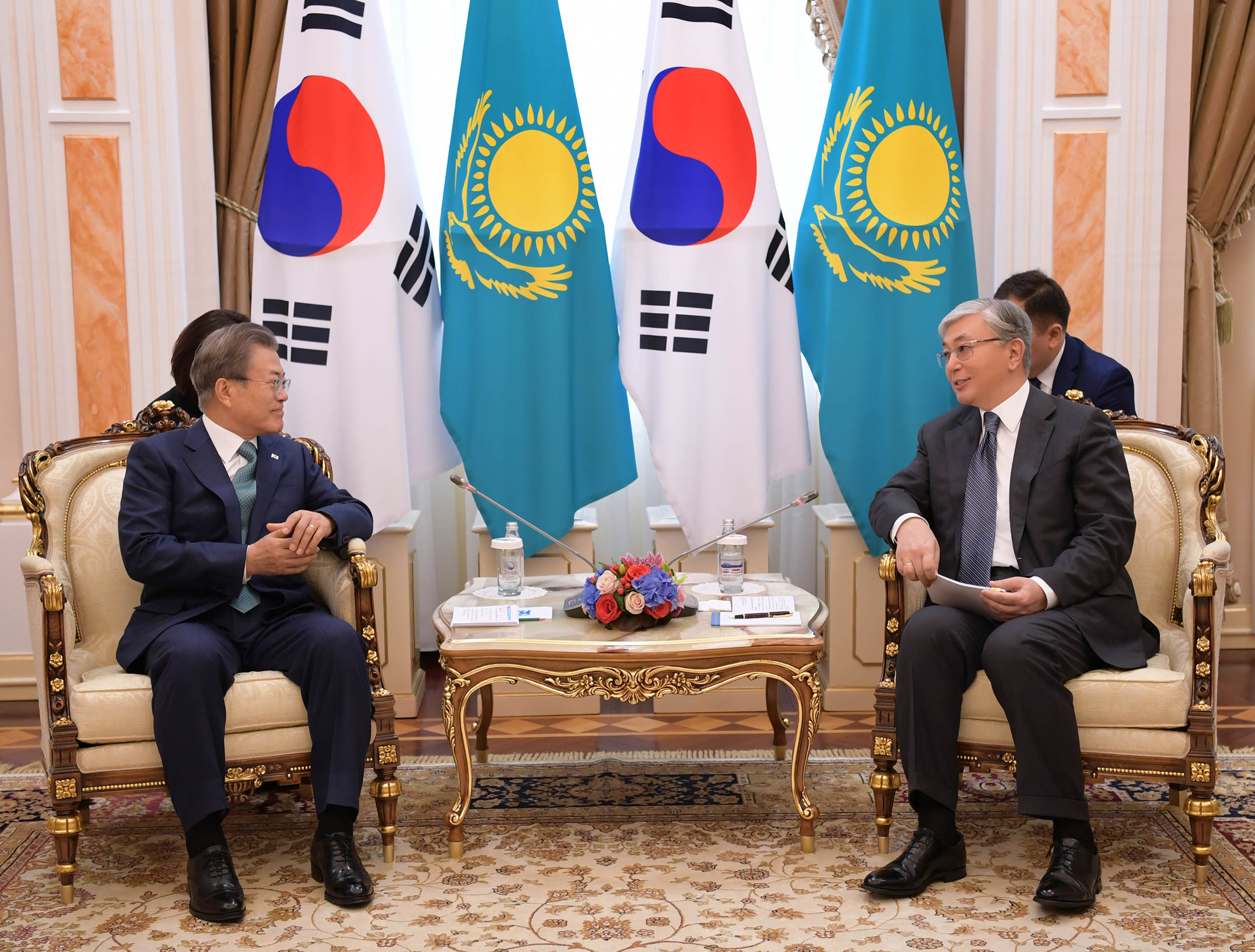 Касым-Жомарт Токаев провел переговоры с Президентом Республики Корея в узком составе