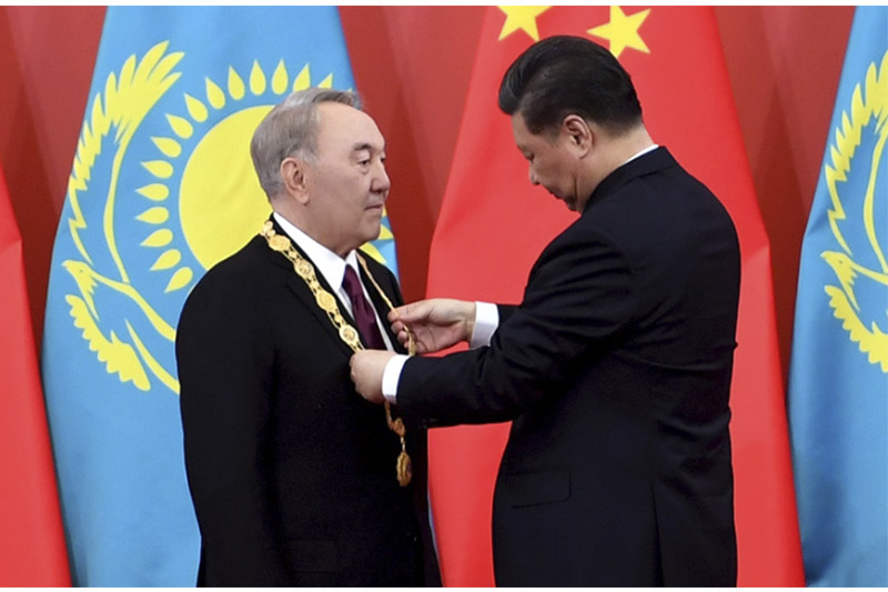 Елбасы Нурсултан Назарбаев награжден Орденом Дружбы КНР