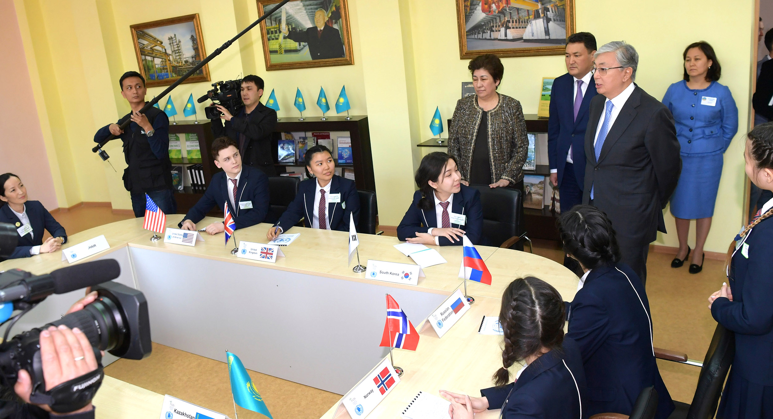 Глава государства дал положительную оценку деятельности Назарбаев Интеллектуальных школ