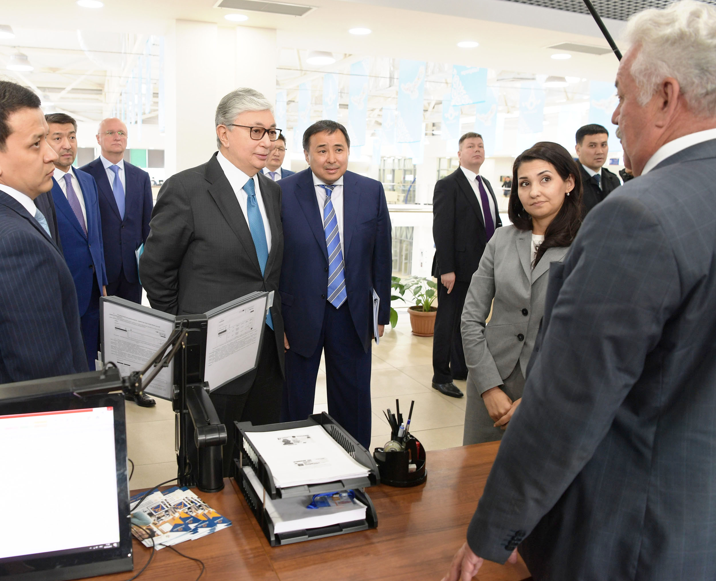 Касым-Жомарт Токаев посетил Центр обслуживания предпринимателей Алматинской области