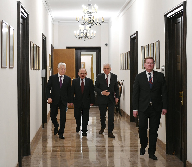 Бейбут Атамкулов провел переговоры с Министром иностранных дел Республики Польша