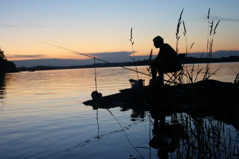 На водоемах Павлодарской области ввели запрет на рыбалку