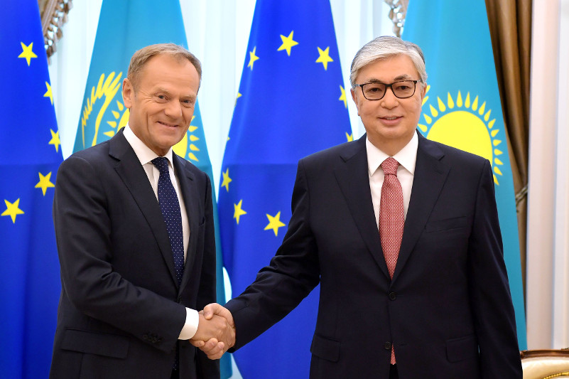 Президент Казахстана провел переговоры с Дональдом Туском