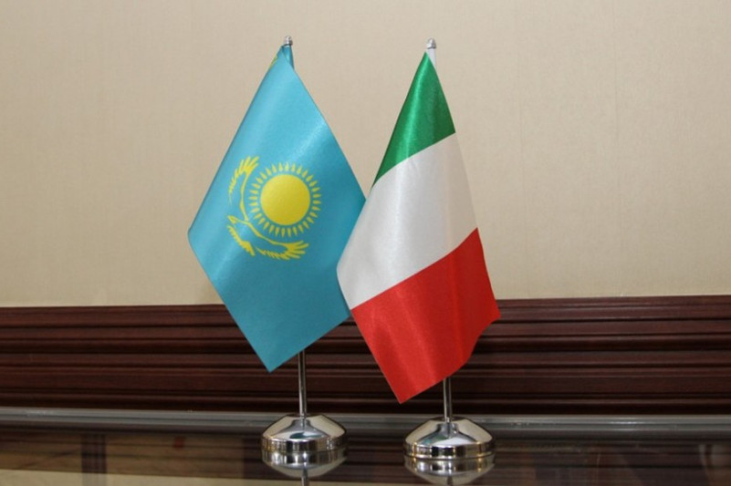 Представители Военно-морских сил Казахстана и Италии обсудили вопросы военного сотрудничества