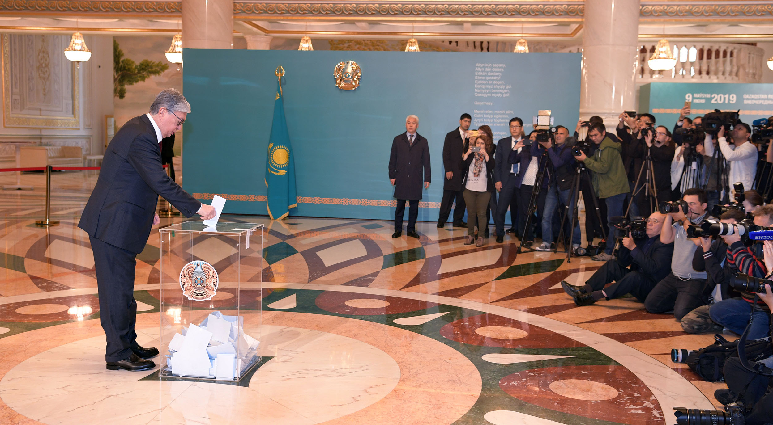 Касым-Жомарт Токаев принял участие в голосовании на выборах Президента