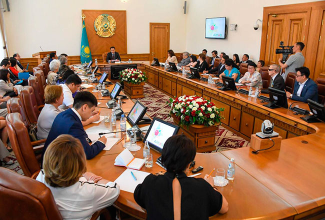 Б.Сагинтаев призвал руководителей НПО вместе решать важные стратегические задачи города