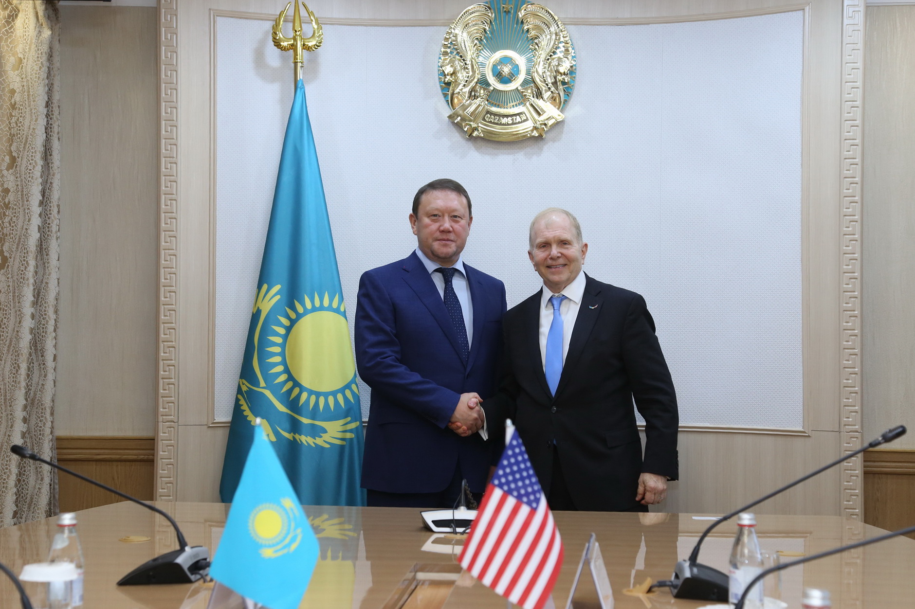 Кумар Аксакалов встретился с Послом США