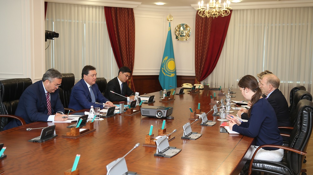 А. Мамин встретился с Послом США в Казахстане У. Мозером