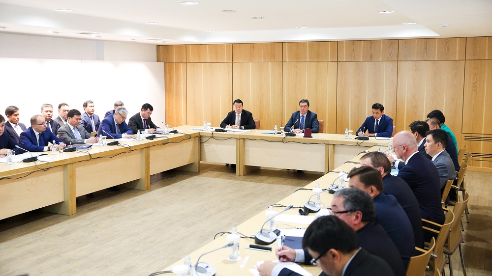 Аскар Мамин провел заседание Госкомиссии по вопросам развития города Нур-Султан