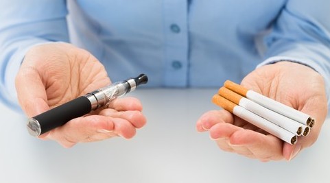 Британское правительство поощряет массовый переход курильщиков на менее вредные электронные системы доставки никотина