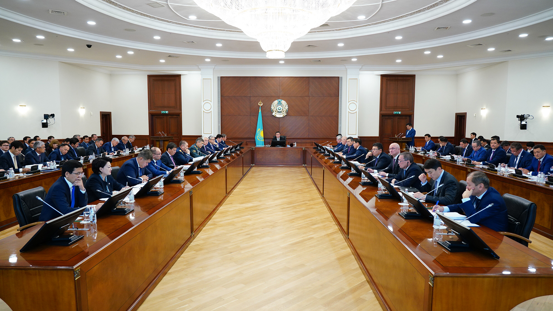В Правительстве рассмотрены ключевые положения Послания Президента народу Казахстана