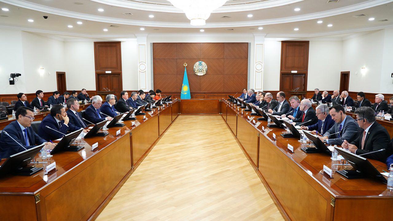 Глава Правительства провел второе заседание Диалога по инвестиционному сотрудничеству Казахстана с ЕС