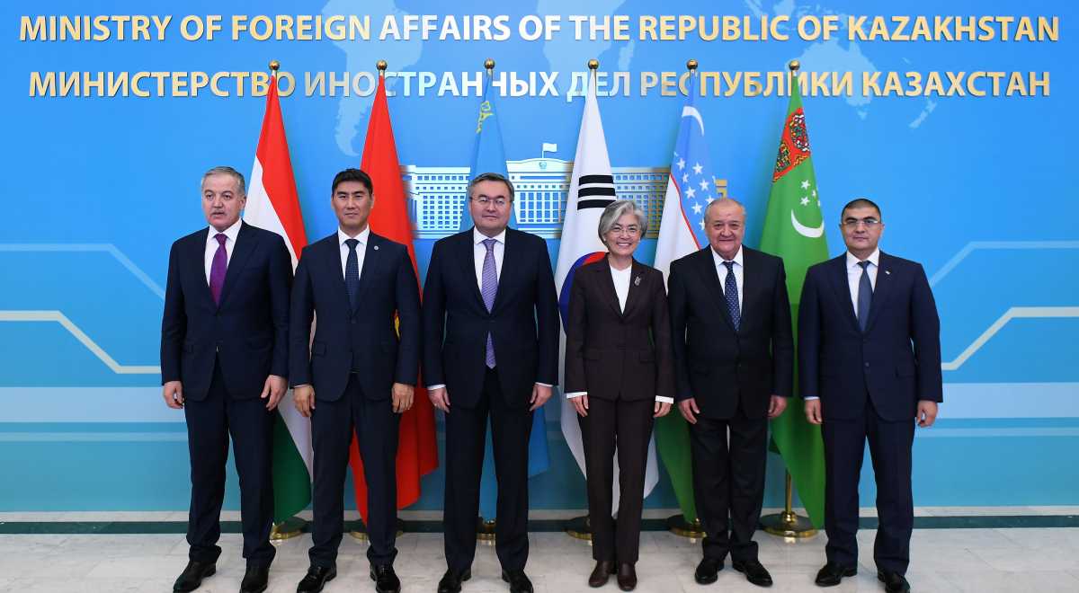 В Казахстане впервые прошел Форум «Центральная Азия – Республика Корея»