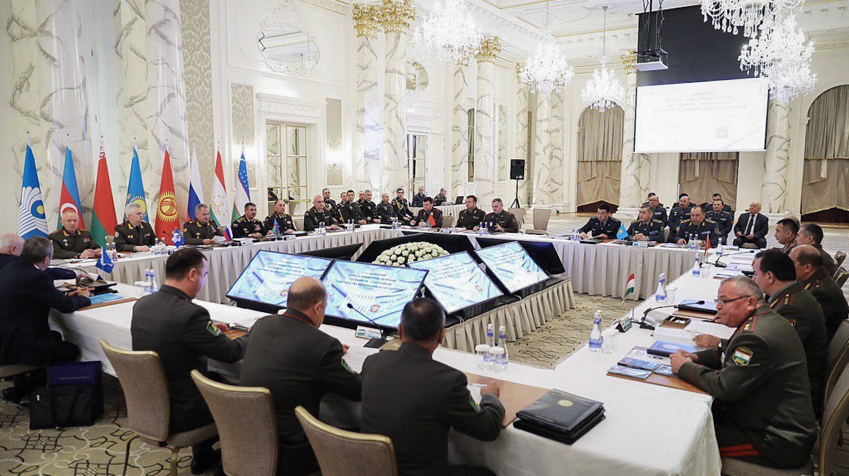 Заседание Совета министров обороны СНГ прошло в Баку