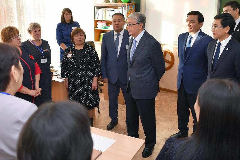 Касым-Жомарт Токаев поручил построить в кратчайшие сроки новую школу в столице