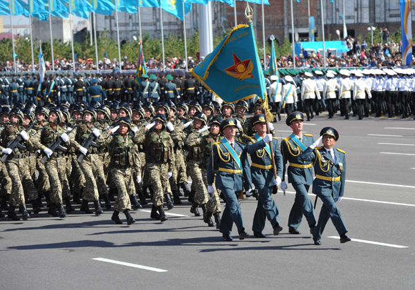 К 75-летию Победы в Казахстане планируют провести военный парад