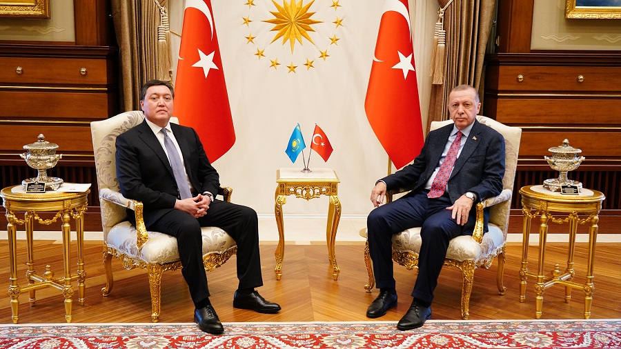 Аскар Мамин провел переговоры с руководством и бизнесменами Турции