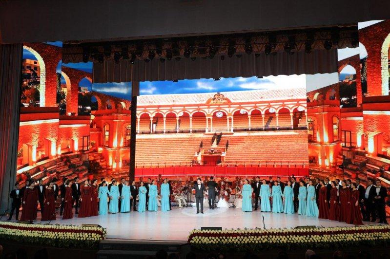 Гала-концерт, посвященный торжественному закрытию Года Казахстана в Узбекистане, прошел в Ташкенте