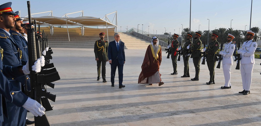 Президент Казахстана посетил мемориальный комплекс «Вахат аль-Карама»