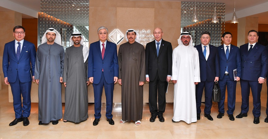 Глава государства посетил Международный финансовый центр Дубая